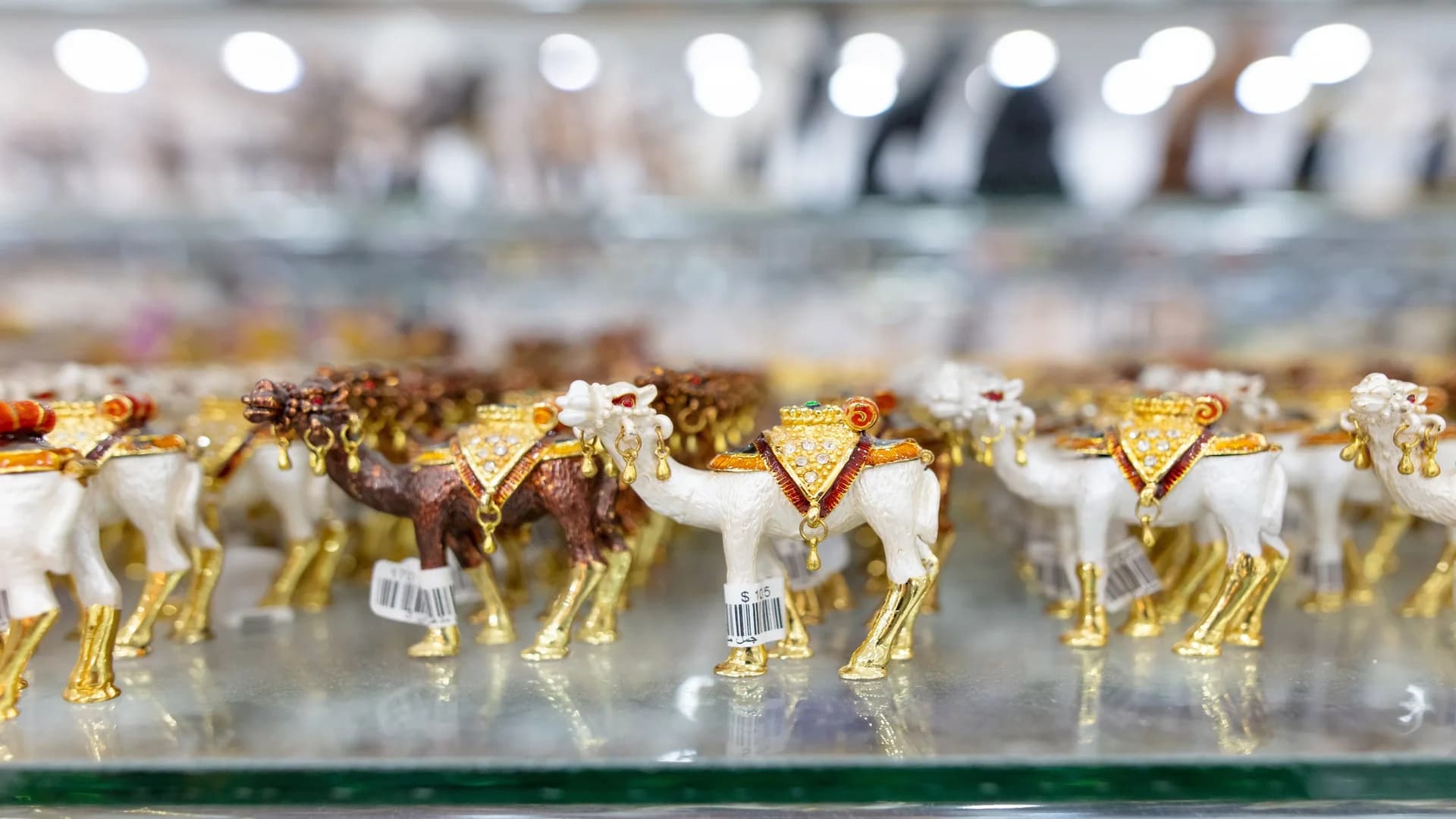 Authentic Hurghada: City Shopping & Egyptian Flavors