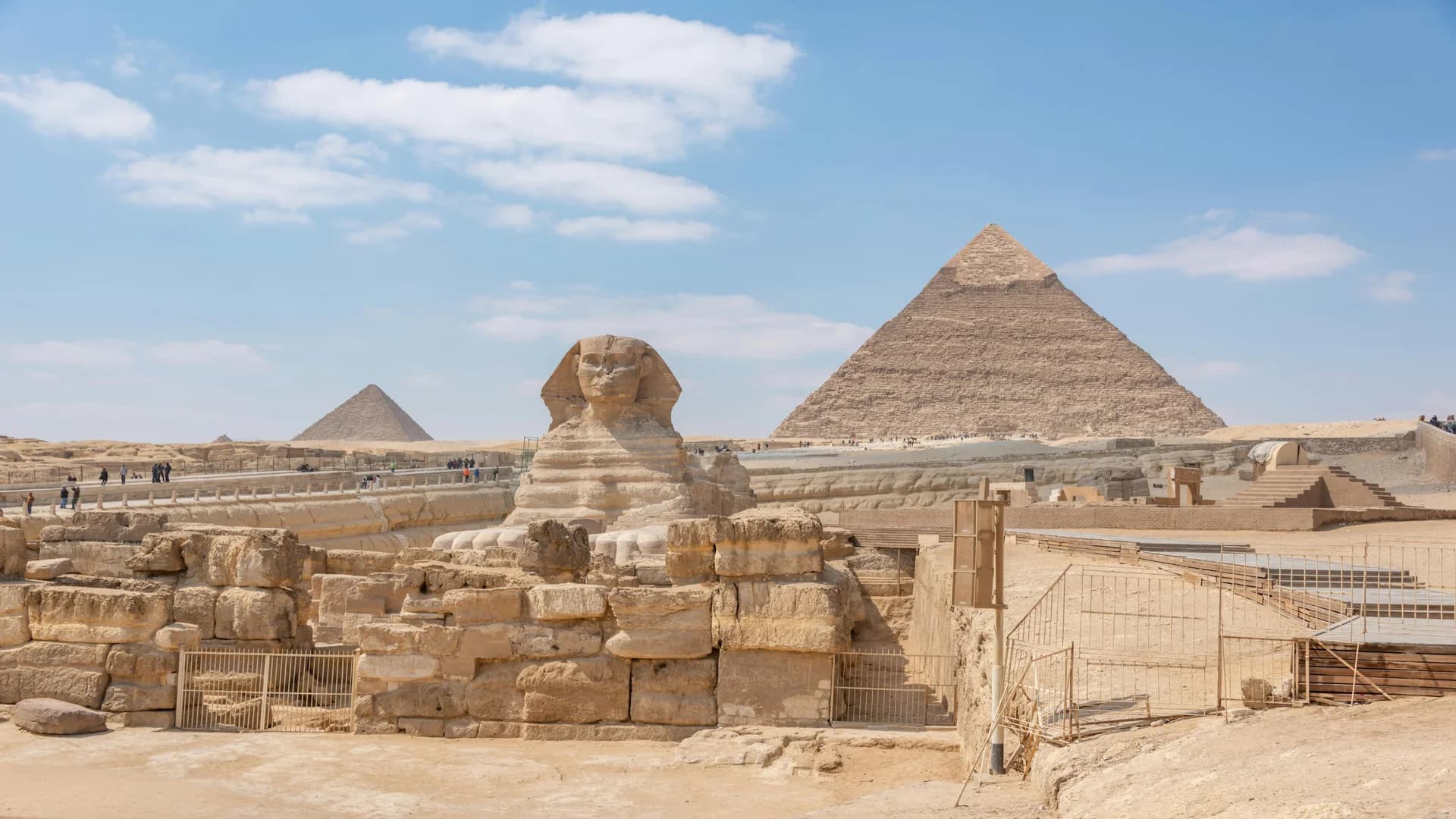 Cairo Elite: GEM & Pyramids Discovery From Hurghada