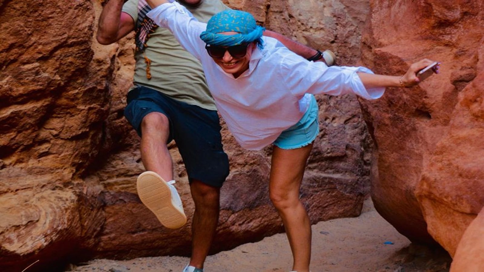 Colored Canyon ab Sharm El Sheikh – Wüste, Oase & Beduinen - Abenteuer-Tour - in Sharm El Sheikh - Bild 1