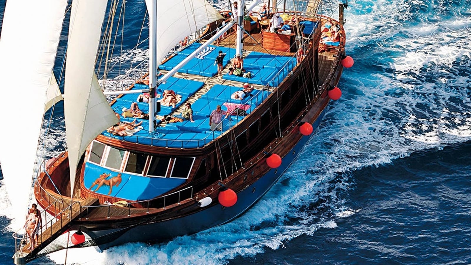 Pirates White Island Cruise Sharm El Sheikh | Snorkeling - Cruise tour - in Sharm El Sheikh - photo 1